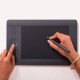 Intuos Pro Professional Wacom Pen & Touch Small. - Envío Gratuito
